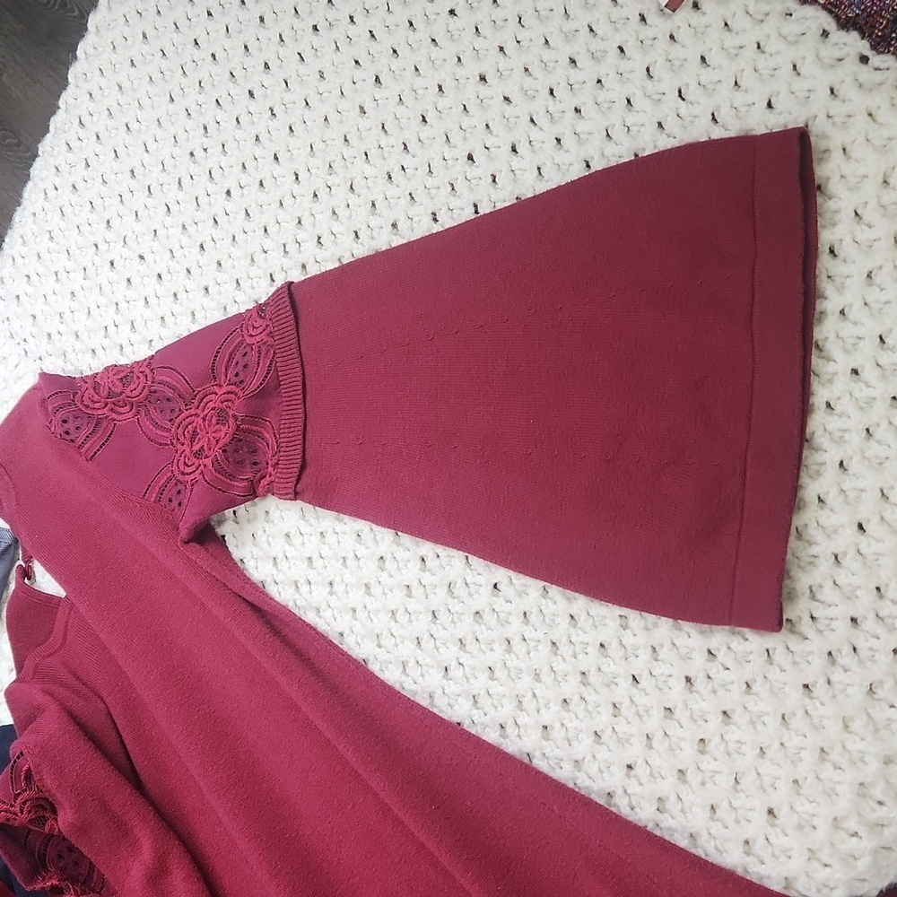 Octavia morlot flare and applique sleeves women knit sweater size Medium - Picture 8 of 12